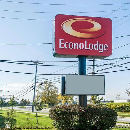 Econo Lodge Warrensville Warrensville Heights Exterior foto