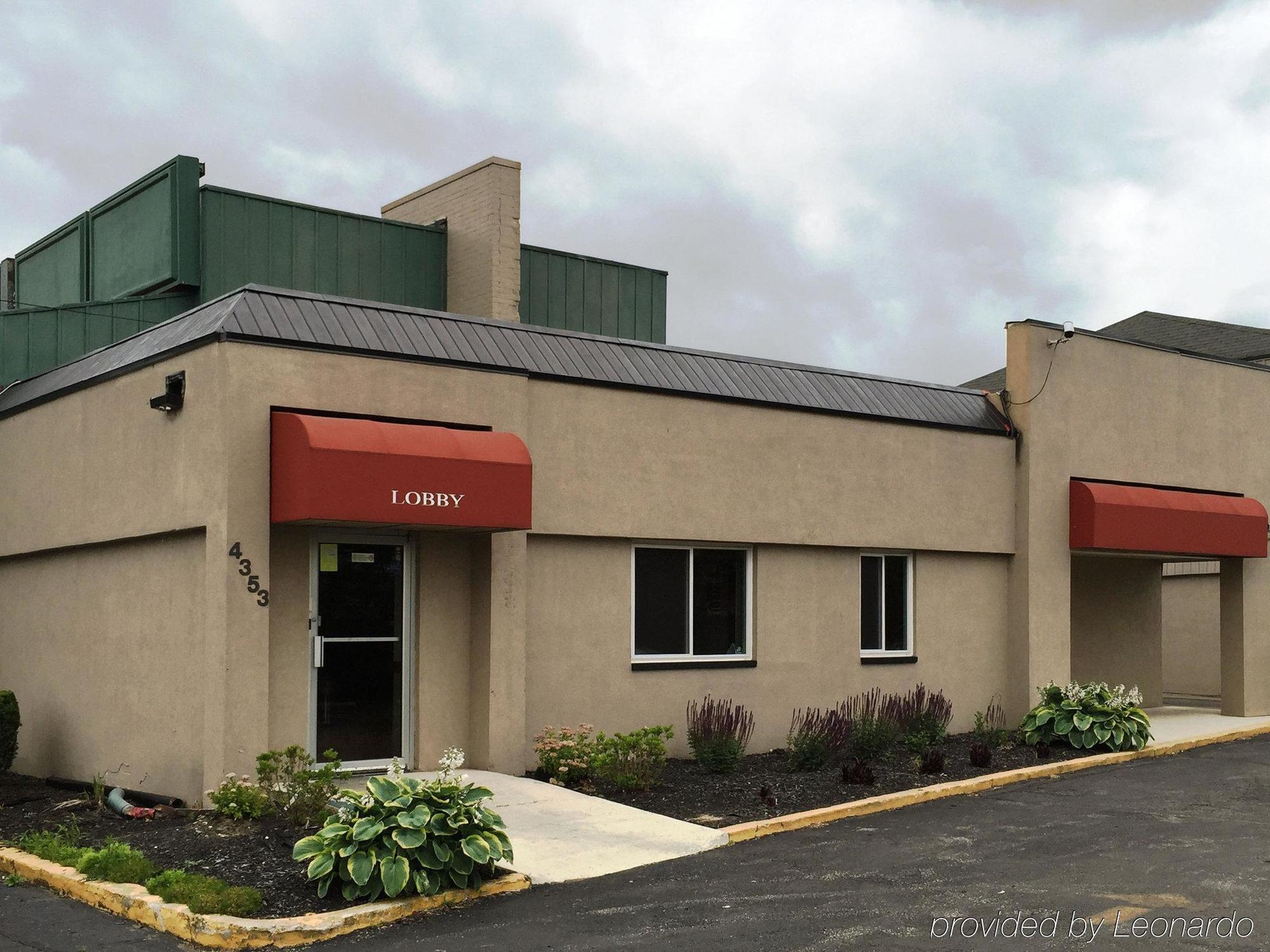 Econo Lodge Warrensville Warrensville Heights Exterior foto