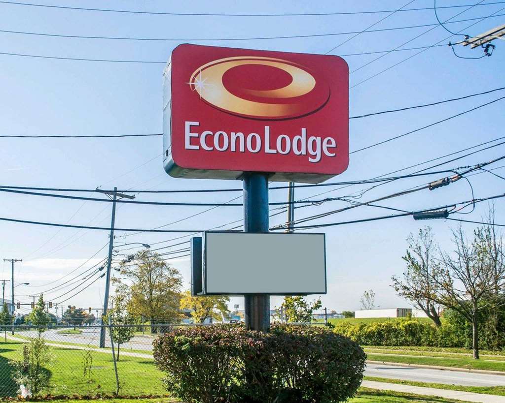 Econo Lodge Warrensville Warrensville Heights Exterior foto