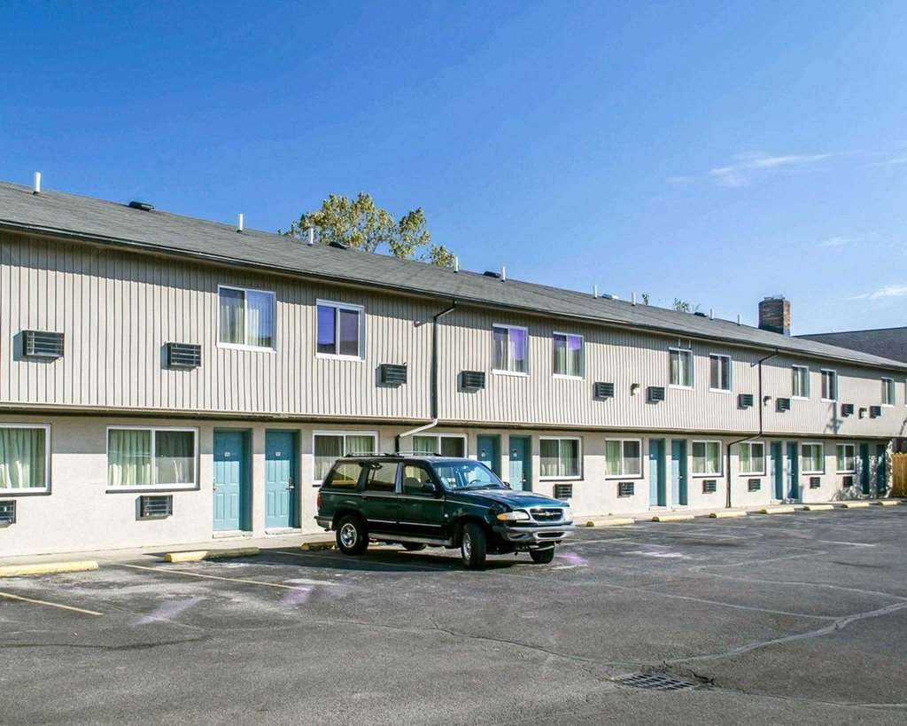 Econo Lodge Warrensville Warrensville Heights Exterior foto